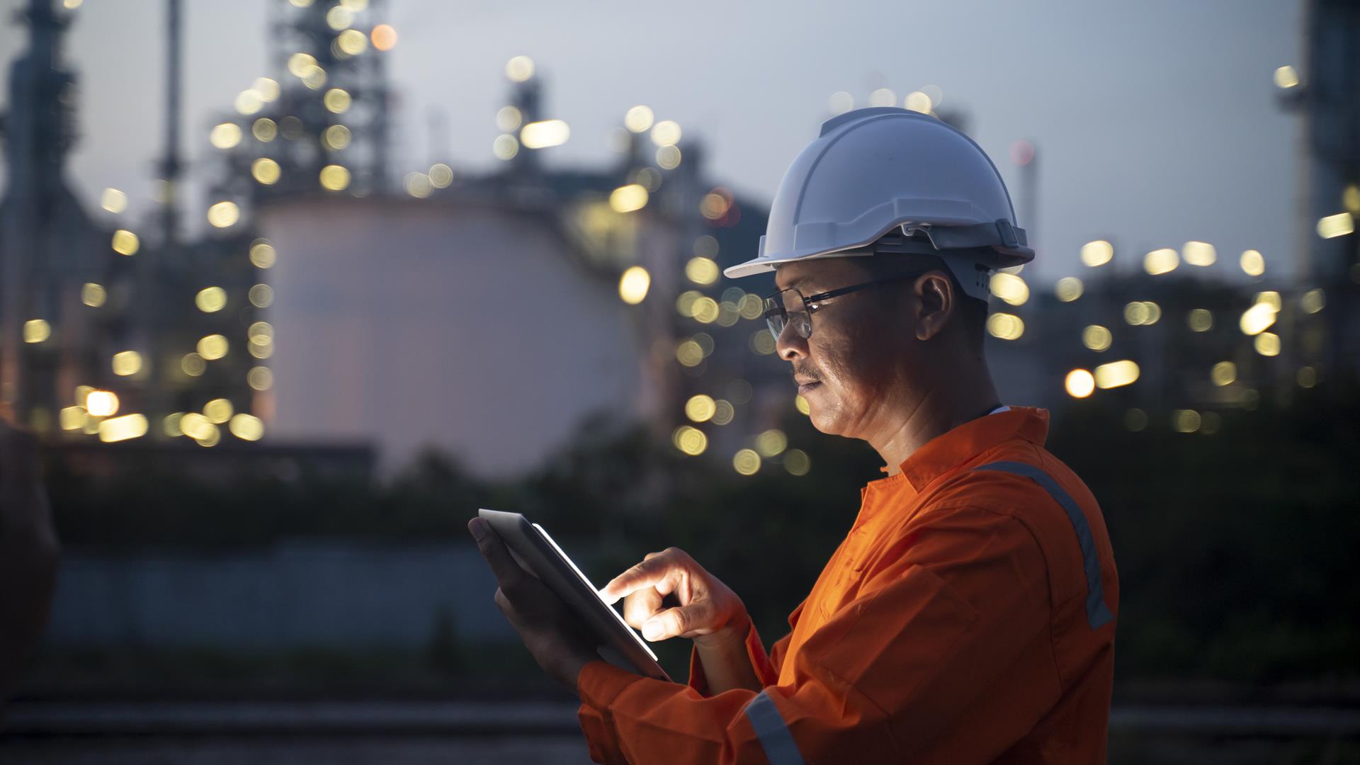 Site worker using tablet